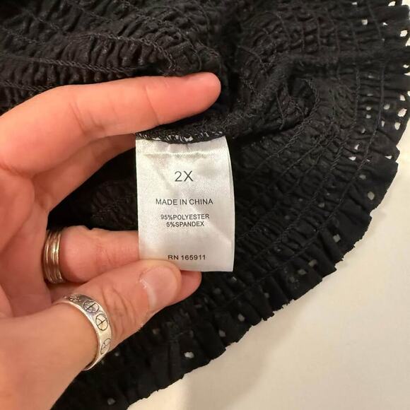 Grace + Karma NWT Smocked Long Bell Sleeve Eyelet Blouse Women's 2X Square Neck - Picture 5 of 6